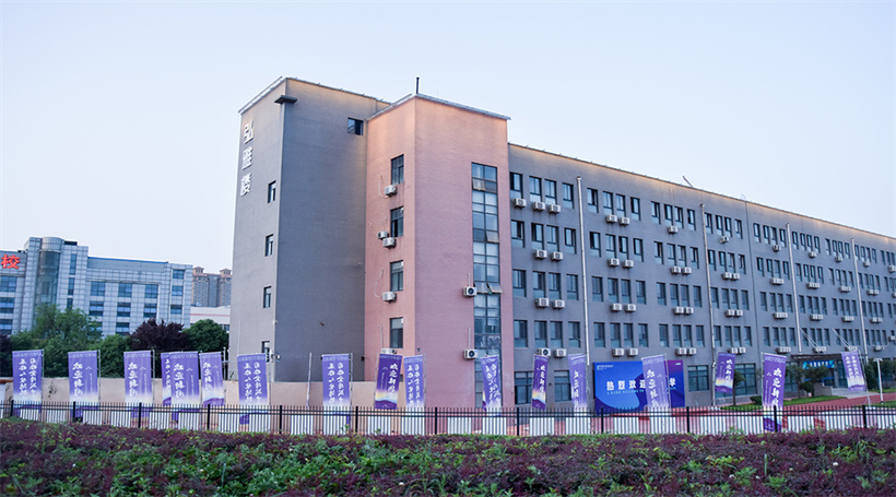 01.jpg